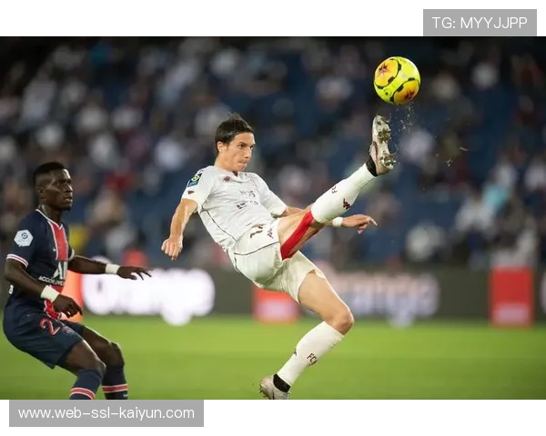 梅斯脆弱防线迎考验,巴黎圣日耳曼客场强势来袭 梅斯脆弱防线迎考验,巴黎圣日耳曼客场强势来袭