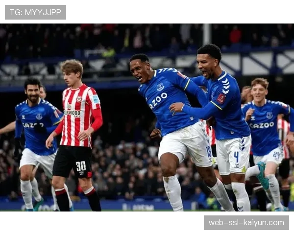 保级关键战预报:埃弗顿对阵布伦特福德,转换进攻中的定位球或成变数